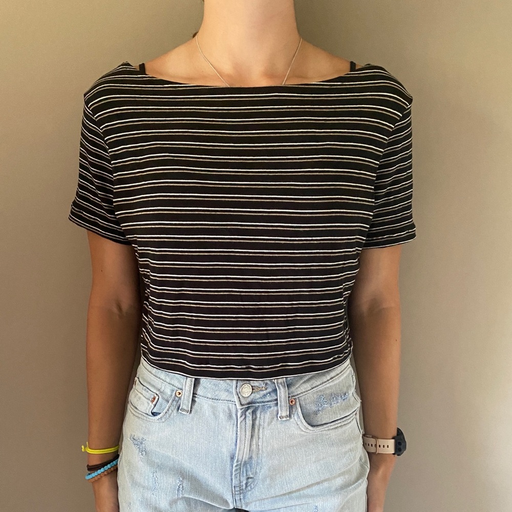 Grunge vintage striped tee